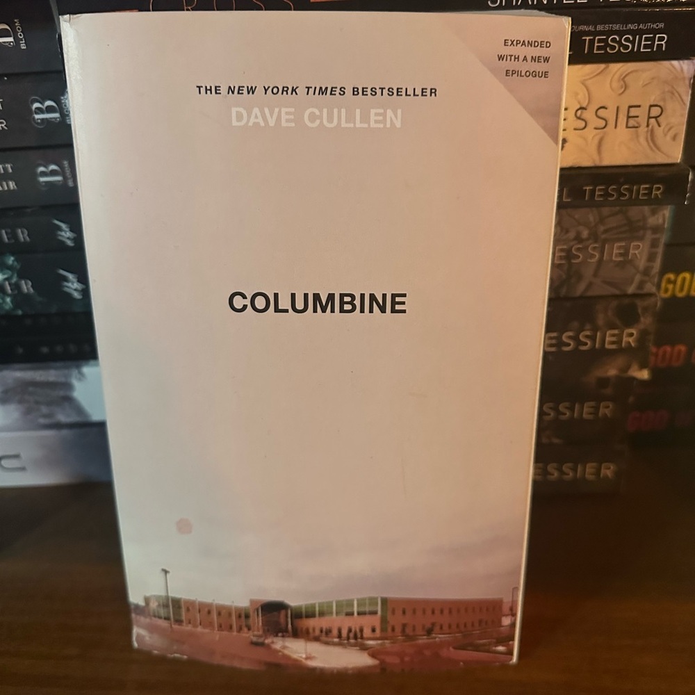 Columbine by Dave Cullen Book